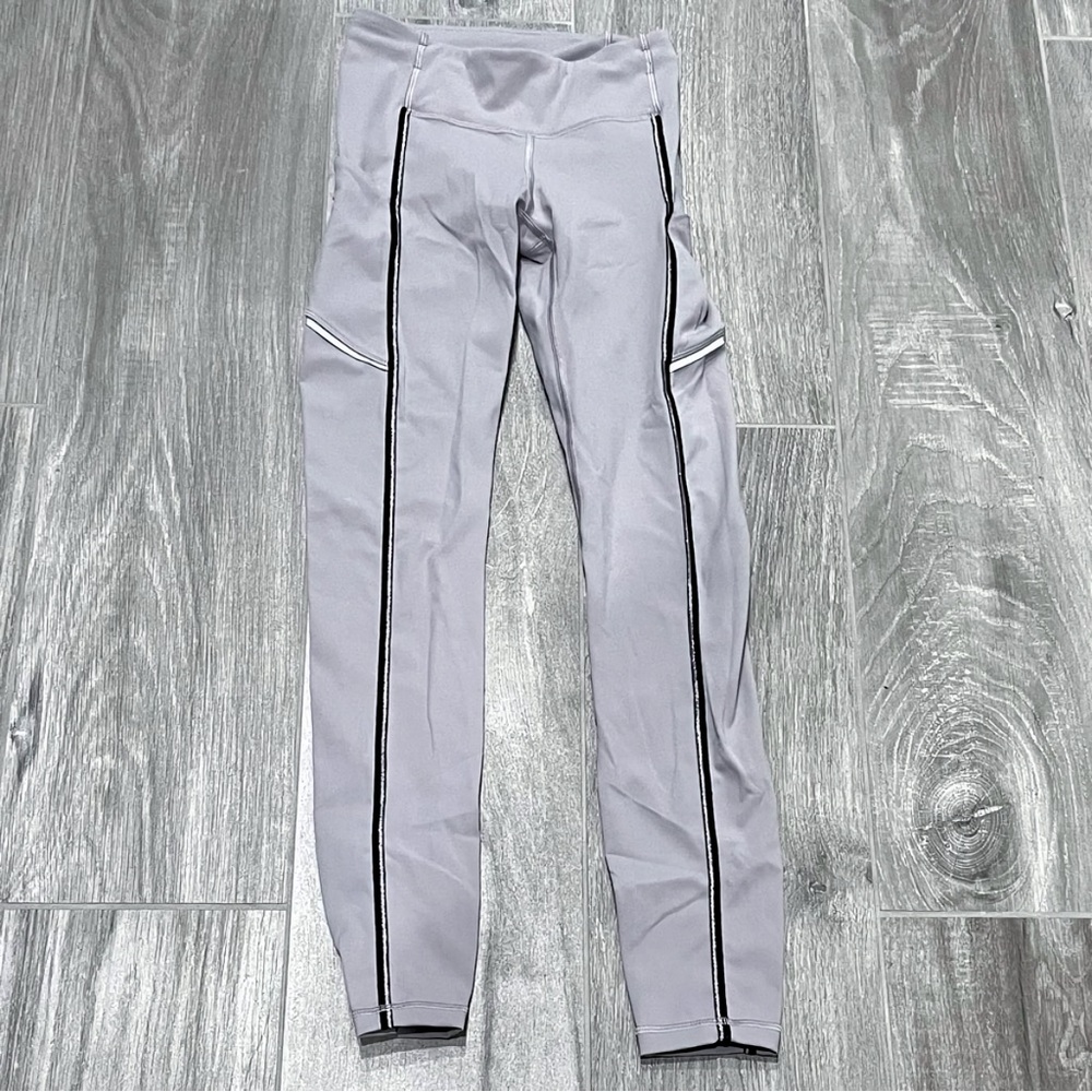 Lululemon Speed Up Tight limited drop, dark chrome reflective leggings size 2